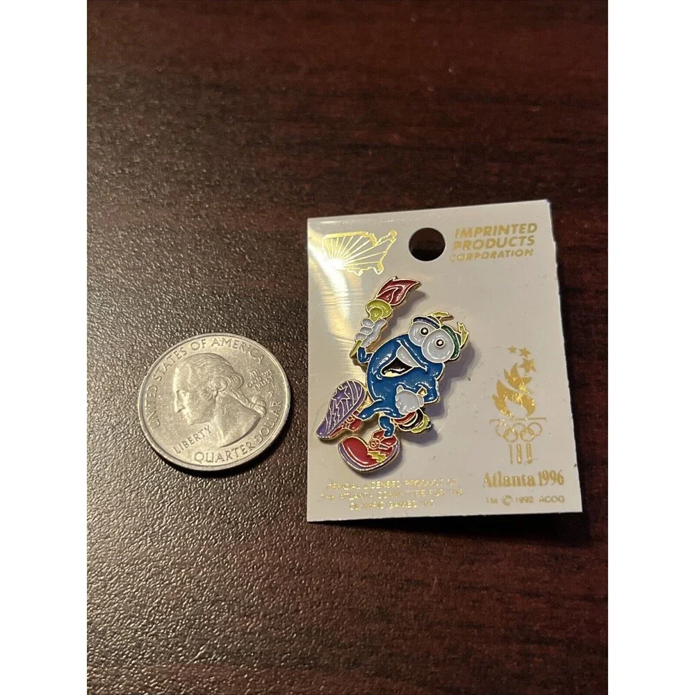 Vintage 1996 Atlanta Summer Olympics‎ Izzy Mascot Carrying Torch Hat Pin